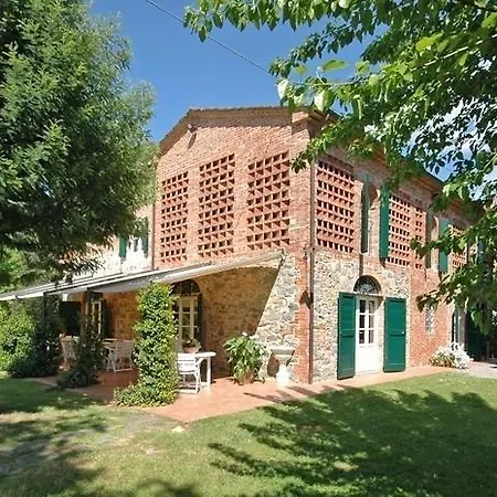 Fontine Villa Orentano