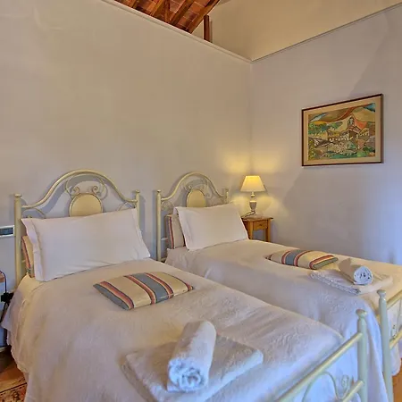 Fontine By Posarellivillas * Orentano